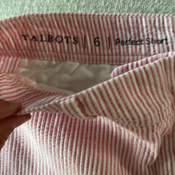 Talbots Pink & White Stripe Perfect Short Size 6. 💯 Cotton - Picture 3 of 7
